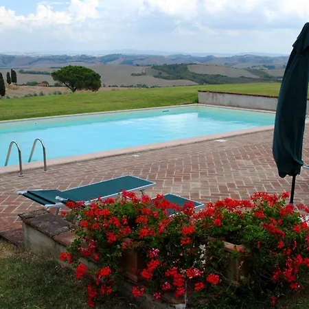 Villa Sleeps 22 With Pool And Wifi